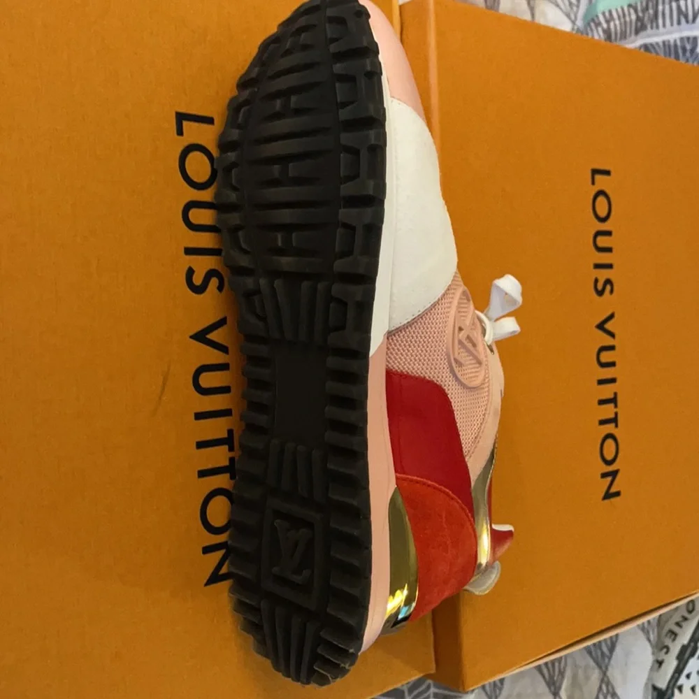 Louis Vuitton, size 39, pink, white, red,gold - Picture 2 of 5